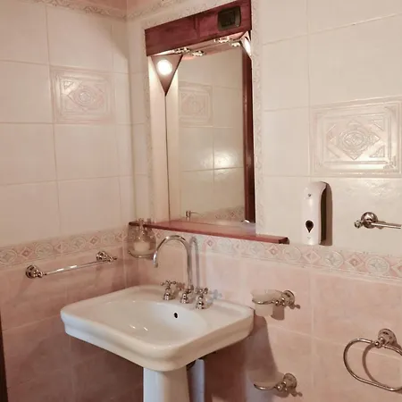 Degli Estensi - In Centro Storico Con Jacuzzi * Ferrara