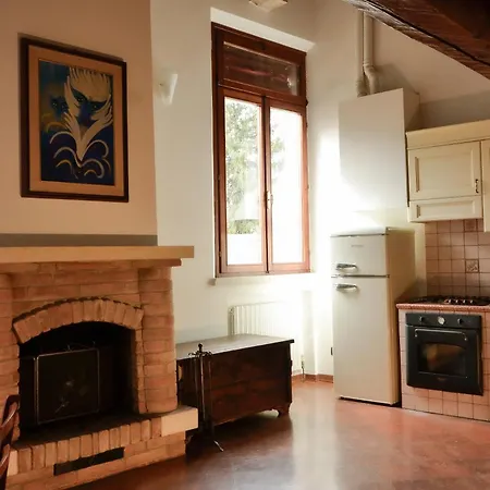 Degli Estensi - In Centro Storico Con Jacuzzi Apartamento Ferrara