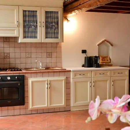 Degli Estensi - In Centro Storico Con Jacuzzi Apartamento Ferrara