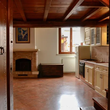 Degli Estensi - In Centro Storico Con Jacuzzi Ferrara