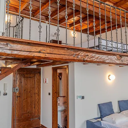 Degli Estensi - In Centro Storico Con Jacuzzi *